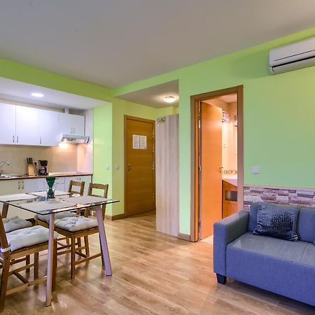 Apartamentos Barajas Madrid Exterior foto