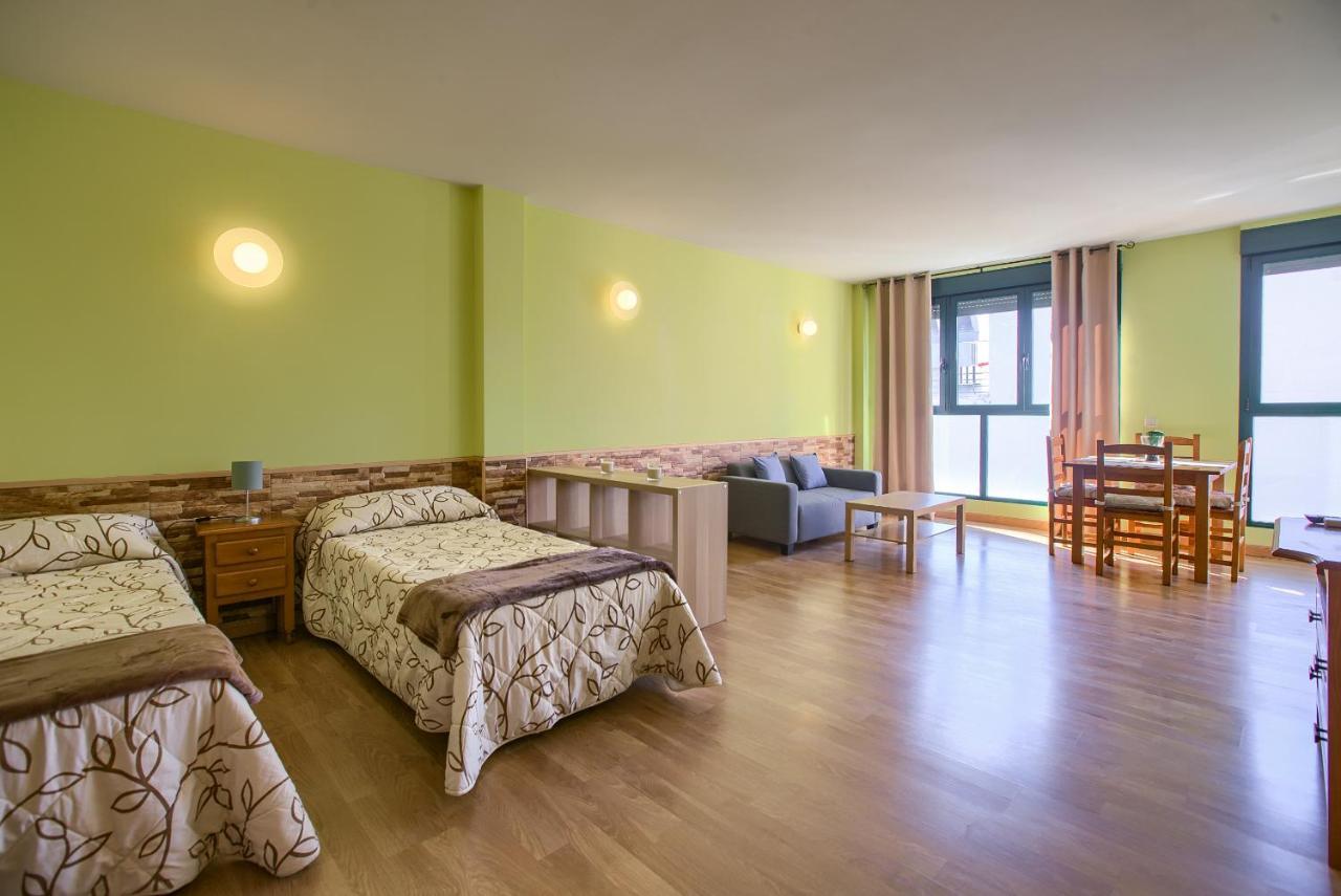 Apartamentos Barajas Madrid Exterior foto