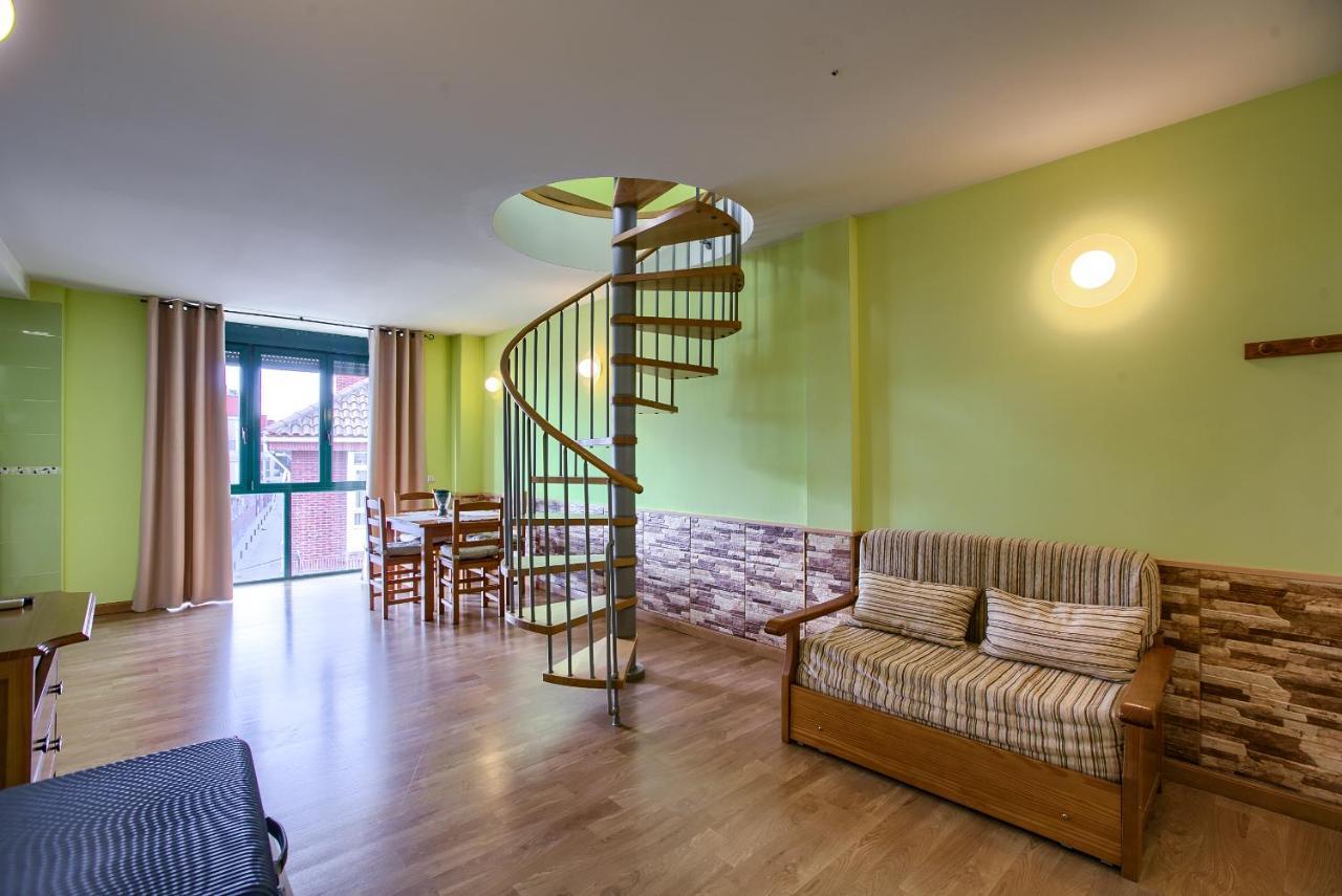 Apartamentos Barajas Madrid Exterior foto
