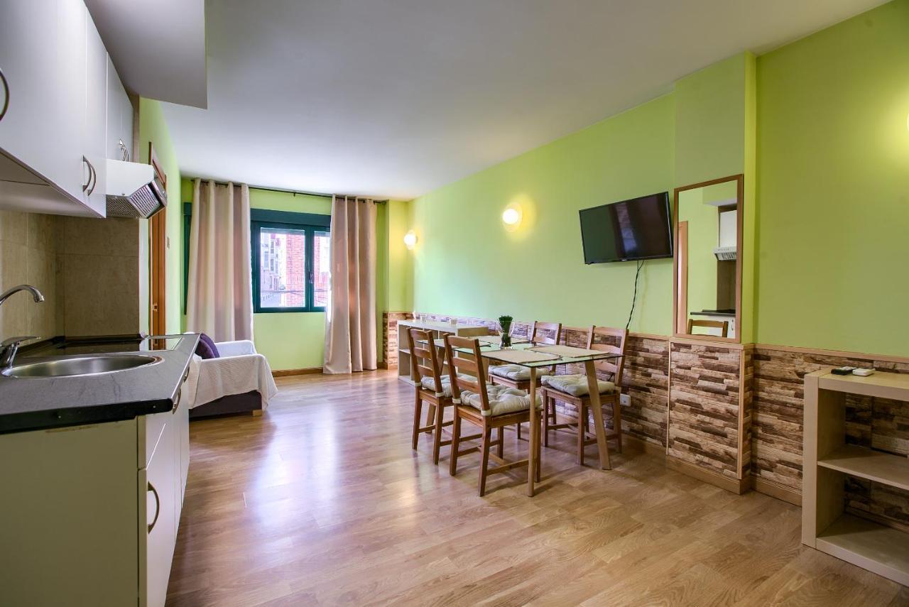 Apartamentos Barajas Madrid Exterior foto